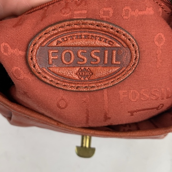 Fossil Leather Crossbody Bag Brass Turnkey and key charm Adjustable Rust Orange - Picture 9 of 16